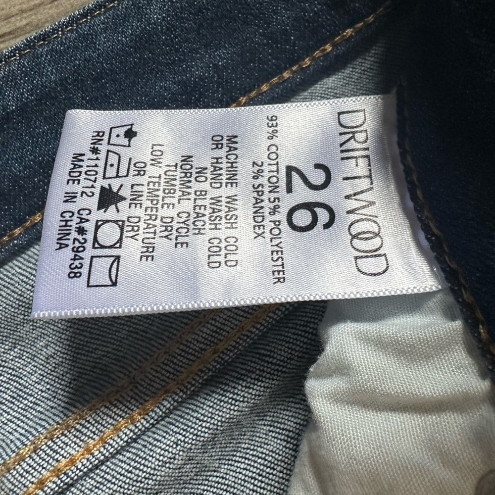 DRIFTWOOD Blue Skinny Jeans with Elegant Detailing - Picture 12 of 14